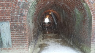 天満宮境内へのトンネル