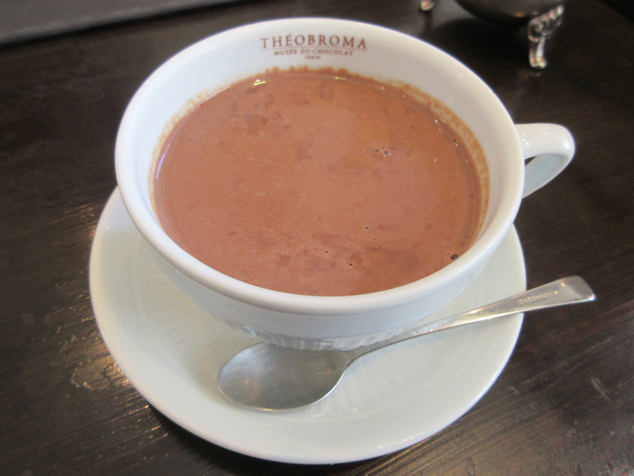 ホットチョコレート３　テオブロマ