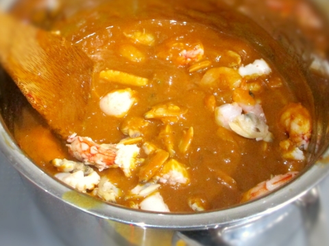 230322-3pot_seafood_curry.jpg