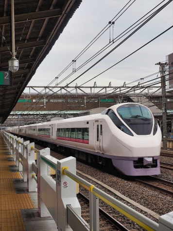 JR常磐線 E657系電車 特急ひたち6号【馬橋駅】