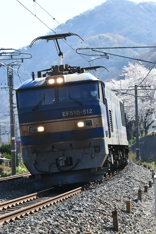2023年4月2日撮影　日本海縦貫線　4076ﾚ　EF510-512号機