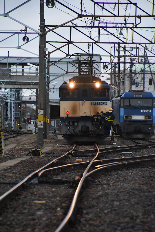 2023年4月8日撮影　南松本にて篠ノ井線8087ﾚ　発車