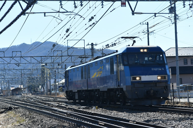 2023年2月26日撮影　東線貨物2083ﾚ　EH200-4号機　塩尻駅先　2　