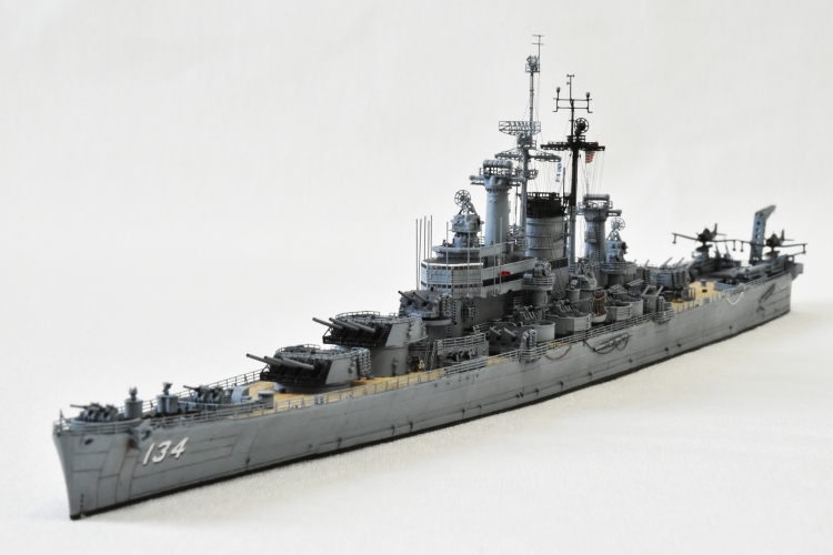 米海軍 重巡洋艦 【デ・モイン（USS DES MOINES CA-134)】(1948年 竣工時前後）完成画像DSC_0103-1-3-25◆模型製作工房 聖蹟